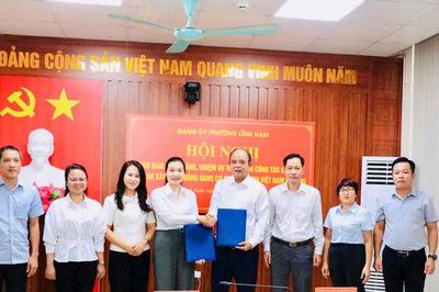 Phường Lĩnh Nam bàn giao chức năng, nhiệm vụ tham mưu về công tác dân vận