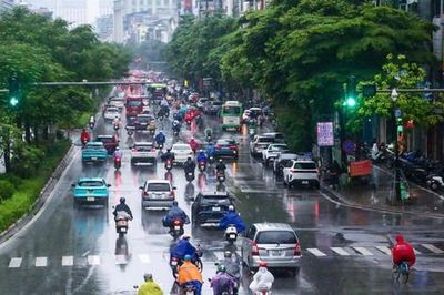 Vì sao mưa tiếp diễn tại Hà Nội trong nhiều ngày tới?