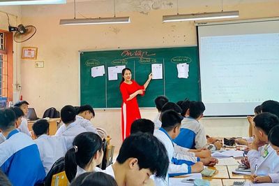 Giáo viên Hà Nội chờ một quyết định xét thăng hạng thấu tình, đạt lý