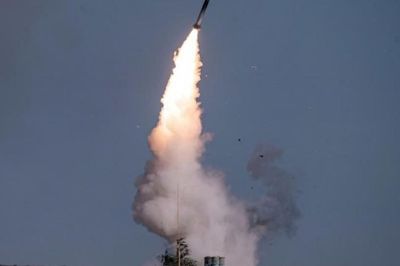 Nga mở thêm hướng tập kích Ukraine bằng hệ thống S-400