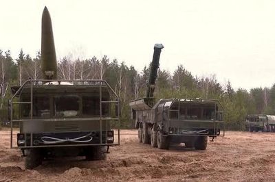 Nga lần đầu tiên sử dụng tên lửa 9M723-2 Iskander-1000 để tấn công Kyiv