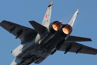MiG-31: Vì sao Liên Xô tạo ra tiêm kích đánh chặn lớn đến vậy?