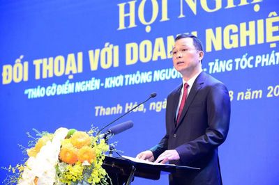 Chủ tịch Thanh Hóa: 'Nghĩ cùng doanh nghiệp - Làm cùng doanh nghiệp - Thành công cùng doanh nghiệp'