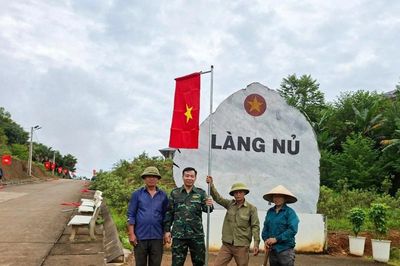 Làng Nủ rực rỡ cờ hoa đón Tết Độc lập