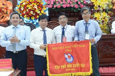 Đại hội Hội Nhà báo tỉnh Đồng Tháp lần thứ I