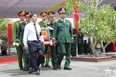 Quảng Trị: Truy điệu và an táng 13 hài cốt liệt sĩ tại khu vực Câu Nhi