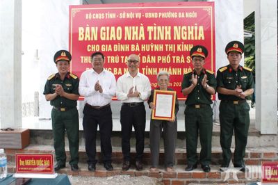 Khánh Hòa: Trao nhà tình nghĩa tặng gia đình người có công tại phường Ba Ngòi