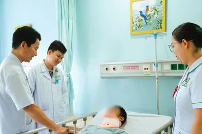 TPHCM hỗ trợ 100% học phí bác sĩ nội trú: Trao cơ hội, giữ người tài