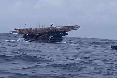 Cứu được 32 ngư dân trên tàu bị mất liên lạc trên vùng biển Trường Sa