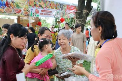 Hơn 70 gian hàng tái hiện 'Ký ức Chợ Quê' giữa lòng TPHCM