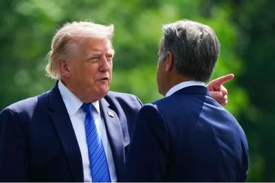 Tổng thống Mỹ Trump bác tin giám đốc CIA tới Nga để cảnh báo