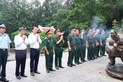 Hội CCB Bộ máy QL&ĐH PETROVIETNAM giáo dục truyền thống, tiếp nối phẩm chất 'Bộ đội Cụ Hồ'