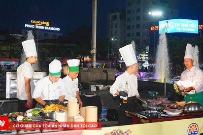 Khai mạc phố đi bộ ẩm thực đêm Hải Phòng