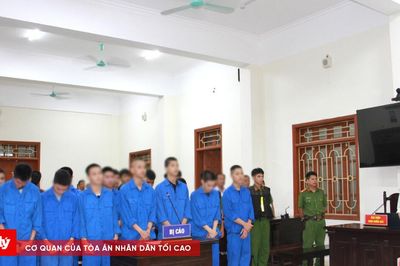 Mang hung khí gây náo loạn đường phố, 21 thiếu niên lĩnh án