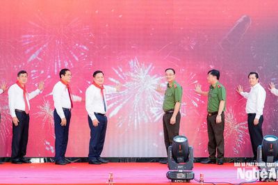 Lễ công bố thành lập Trường Văn hóa Công an nhân dân VI tại tỉnh Nghệ An
