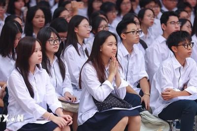 Hà Nội nghiên cứu đổi mới tuyển sinh lớp 10, giảm áp lực cho học sinh