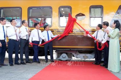 Khai trương đoàn tàu 'Phong Nha - Cố đô Huế: Hành trình Di sản thế giới'