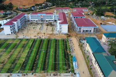 Tăng tốc hoàn thành trường nội trú liên cấp trước ngày khai giảng
