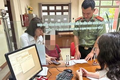 Từ lời hứa về một món quà ở nước ngoài, người phụ nữ suýt phải hối hận