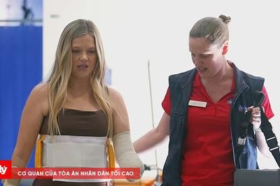 Giáo viên Australia kể khoảnh khắc sinh tử khi đối đầu cá mập trắng khổng lồ