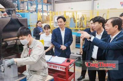 Giảm thuế, trợ lực doanh nghiệp vượt khó và tăng trưởng