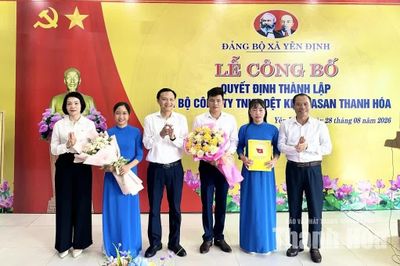 Thành lập hai chi bộ doanh nghiệp ngoài nhà nước