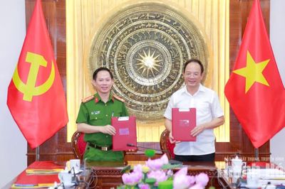 Bàn giao nhiệm vụ Cơ quan Thường trực Ban Chỉ đạo cấp tỉnh về đột phá phát triển khoa học, công nghệ, đổi mới sáng tạo và chuyển đổi số