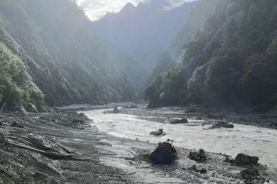 Trung Quốc, Nepal nỗ lực cứu hộ tại vùng thảm họa ở Tây Tạng