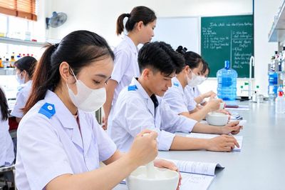 Bàn giao công trình Trường Cao đẳng Y tế Bắc Ninh