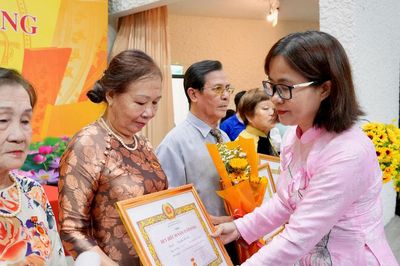 Phường Hải Châu trao Huy hiệu Đảng cho 540 đảng viên