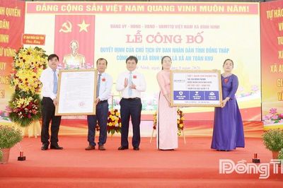 Bình Ninh đón nhận danh hiệu xã An toàn khu