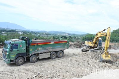 Khơi thông nguồn cung vật liệu san lấp cho các dự án trọng điểm