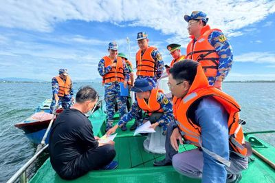 Vùng 4 Hải quân phối hợp tuần tra, kiểm soát khu vực biển vịnh Cam Ranh