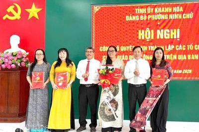 Phường Ninh Chử công bố quyết định thành lập các tổ chức đảng tại cơ sở giáo dục công lập