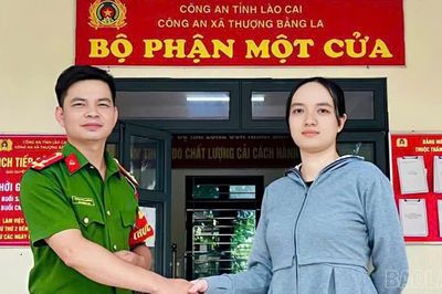 Công an xã Thượng Bằng La hỗ trợ công dân hoàn trả 122 triệu đồng chuyển nhầm