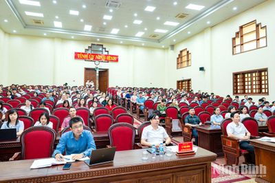 Hội nghị trực tuyến toàn quốc tập huấn phần mềm Hệ thống báo cáo tổng hợp phân tích dự báo