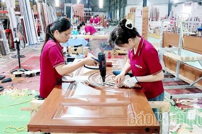 Tháng Tám về xã Tu Vũ anh hùng