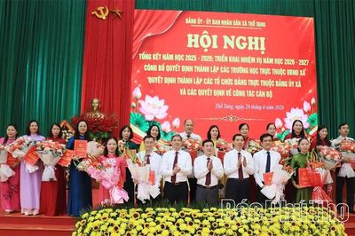 Xã Thổ Tang công bố quyết định thành lập các trường học và triển khai nhiệm vụ năm học mới