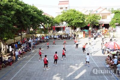 Lệ Ninh: Tổ chức thành công giải bóng chuyền nam lễ hội 2/9