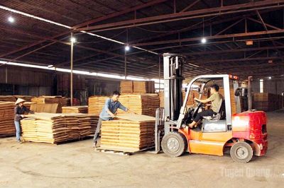 Vĩnh Tuy khai thác lợi thế phát triển công nghiệp, thương mại - dịch vụ