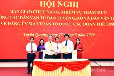Bàn giao chức năng tham mưu công tác dân vận về Đảng ủy MTTQ, các đoàn thể tỉnh