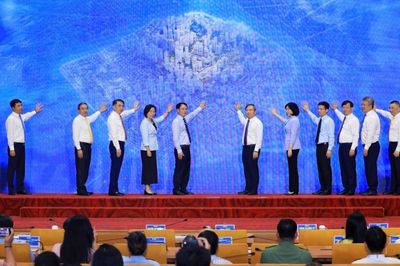 Hà Nội tập trung giải quyết hạ tầng trước mắt, mở không gian phát triển dài hạn