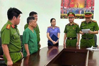 Khởi tố Giám đốc và bác sĩ Bệnh viện Chỉnh hình và Phục hồi chức năng Tam Điệp