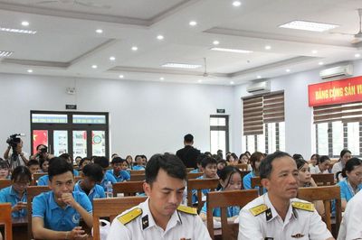 Đưa giáo dục biển, đảo đến gần hơn với sinh viên khối ngành sức khỏe