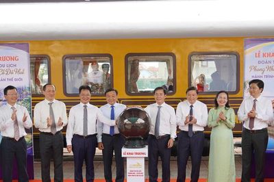 Khai trương đoàn tàu 'Phong Nha - Cố đô Huế: Hành trình di sản thế giới'