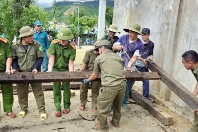 Công an chung sức kiên cố hóa nhà tạm nơi vùng cao, biên giới phía Tây Đà Nẵng