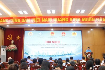 Đưa chính sách, pháp luật đến người lao động
