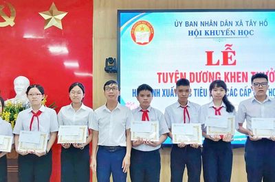 Xã Tây Hồ, Đà Nẵng tuyên dương 63 học sinh giỏi, xuất sắc năm học 2025-2026
