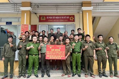 Lan tỏa mô hình 'Móc khóa đảm bảo an ninh trật tự' ở xã Tổng Cọt