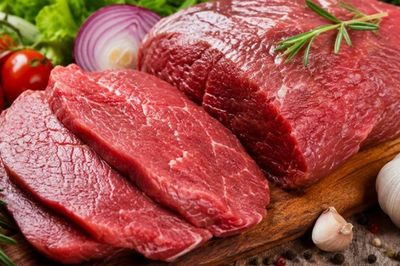 Miếng thịt bò có màu đỏ tươi chưa chắc đã là ngon nhất, người 'sành ăn' sẽ nhìn thêm một chi tiết rất dễ bị bỏ qua